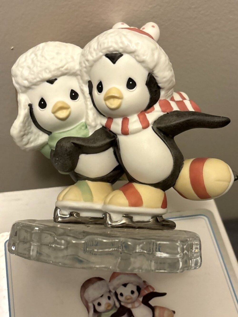 Precious Moments 131046 Follow Your Heart Christmas Penguin Figurine 2012 NIB